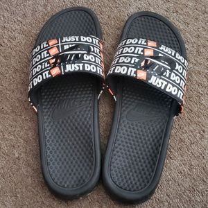 Nike mens slides 11